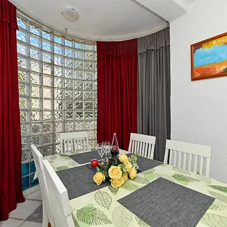 Apartments Maric Primosten Exterior photo