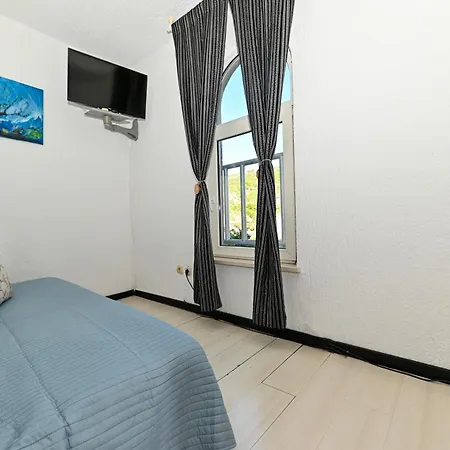 Apartments Maric Primosten Exterior photo