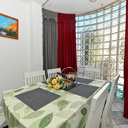 Apartments Maric Primosten Exterior photo