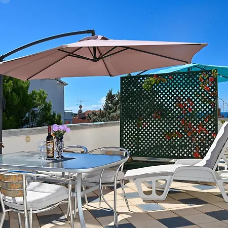 Apartments Maric Primosten Exterior photo