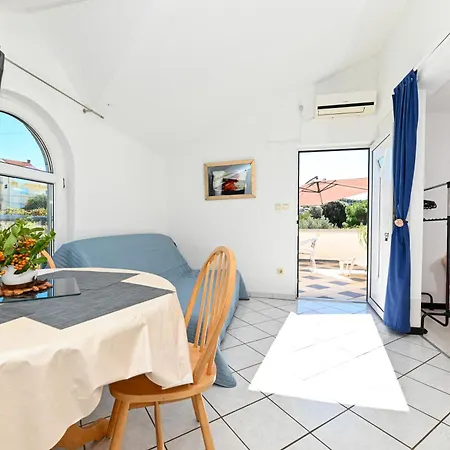 Apartments Maric Primosten Exterior photo