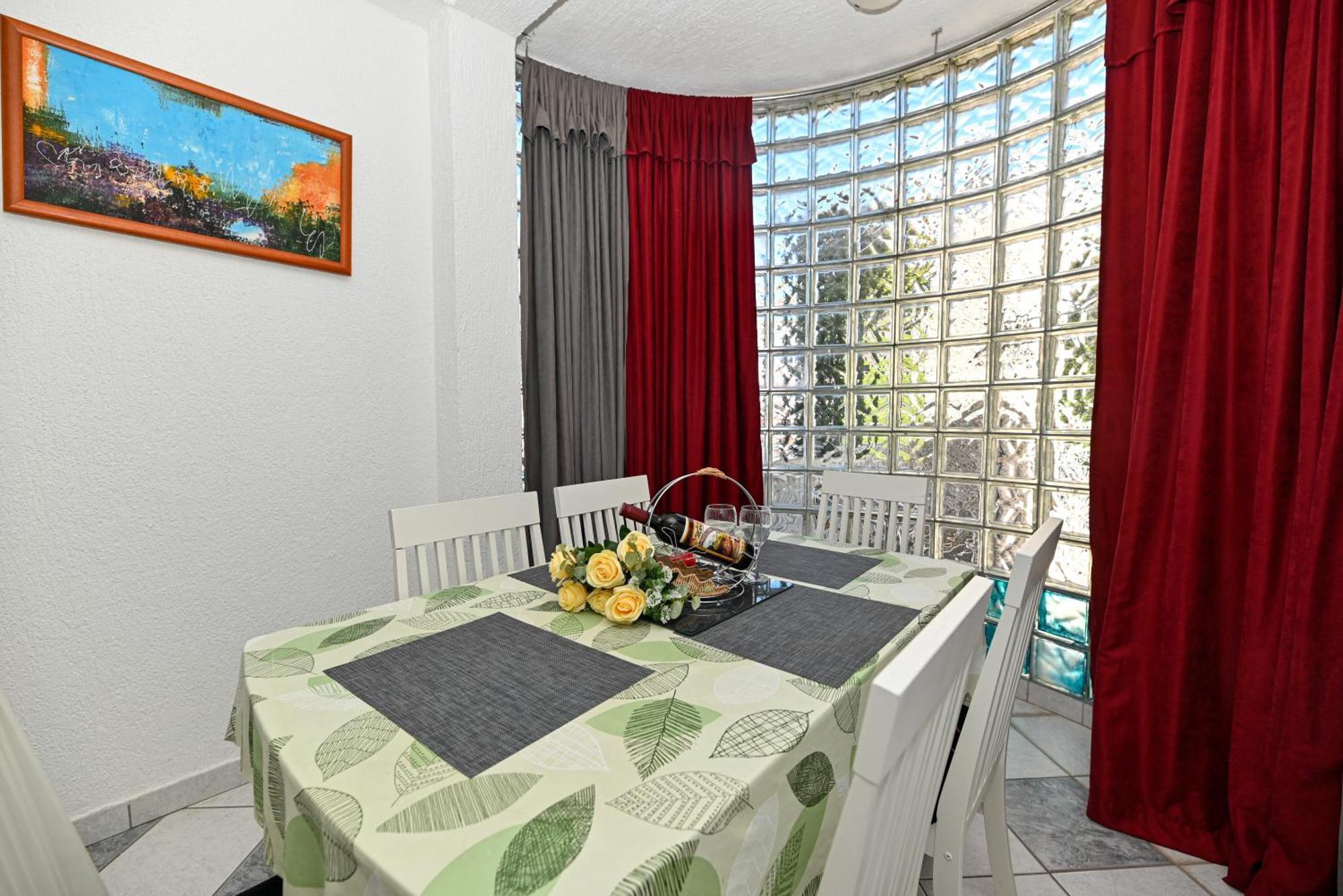 Maric Apartment