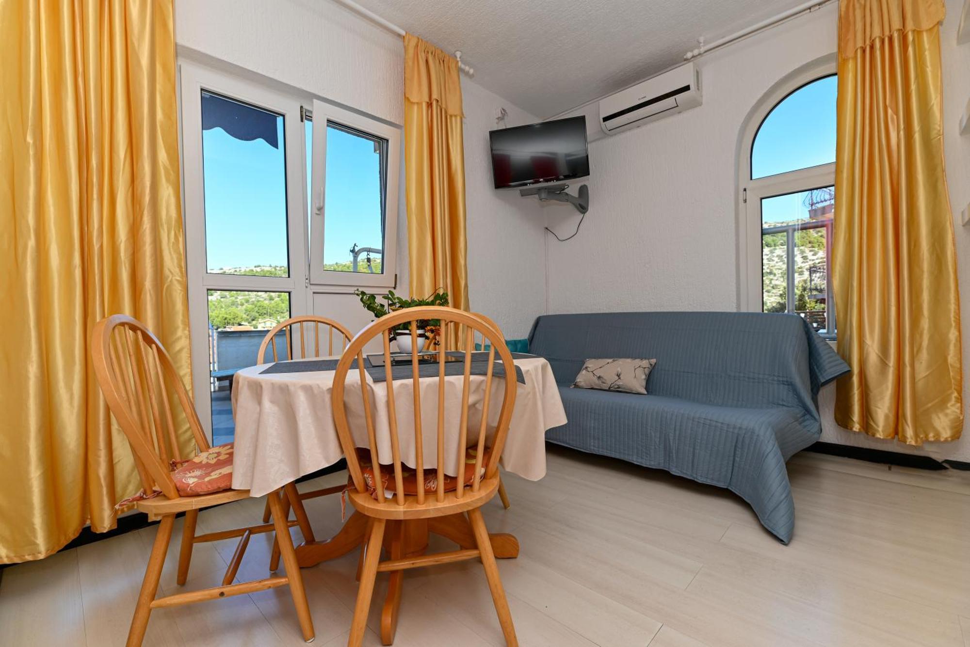 Maric Apartment Primosten